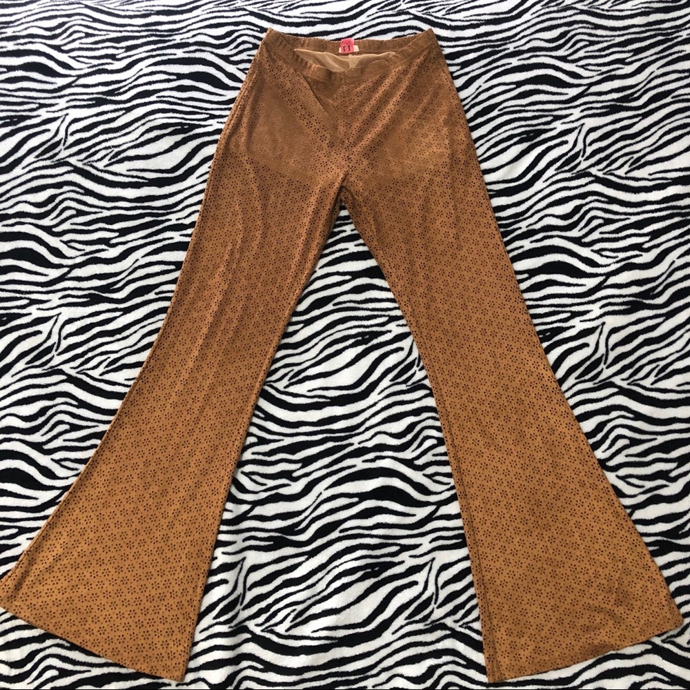 En Crėme Faux Suede Pant